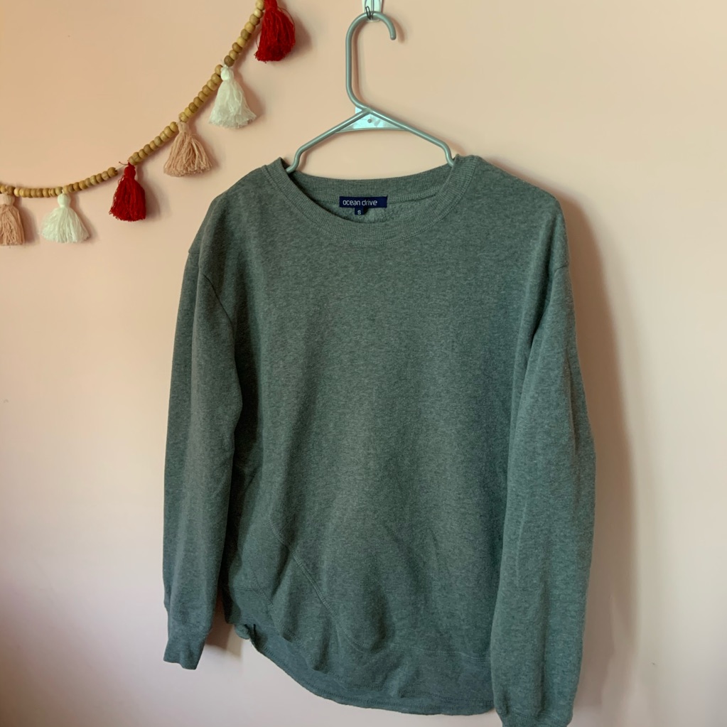 Gray Ocean Drive Pullover